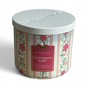 Bath & Body Works Peppermint Bark 3-Wick Candle